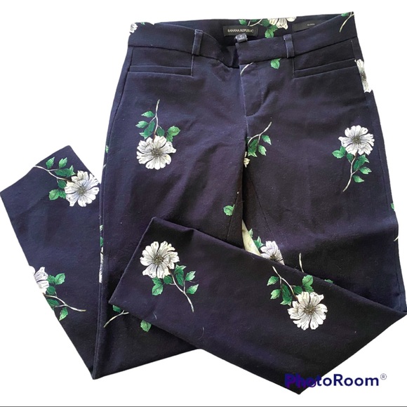 Banana Republic Factory Pants - Banana Republic Factory Floral Print Pants